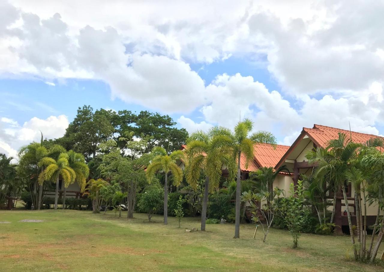 Lanta School Beach Resort Ko Lanta Exterior foto