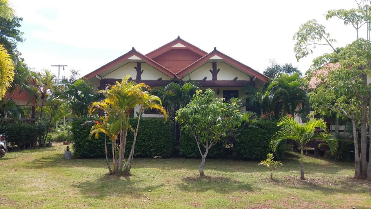 Lanta School Beach Resort Ko Lanta Exterior foto