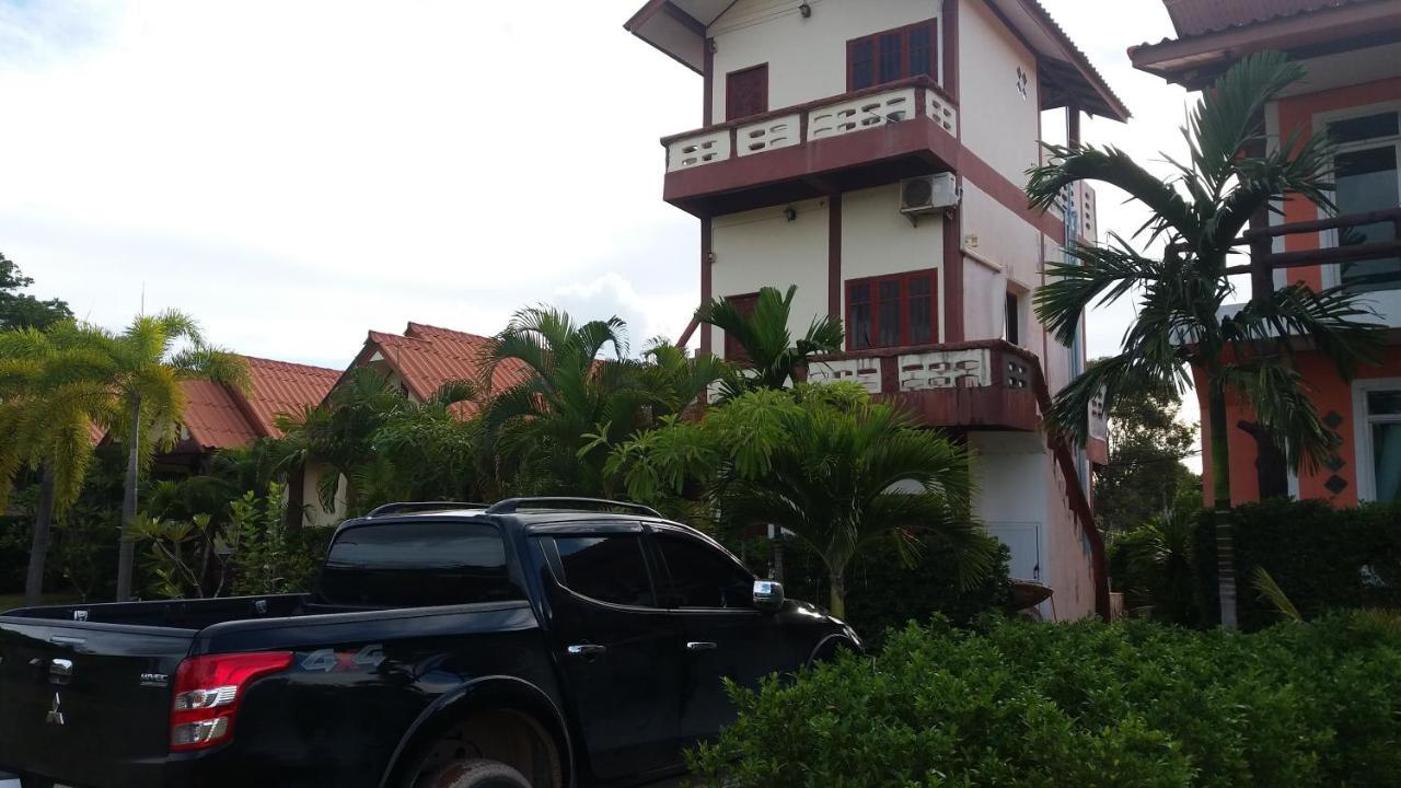 Lanta School Beach Resort Ko Lanta Exterior foto