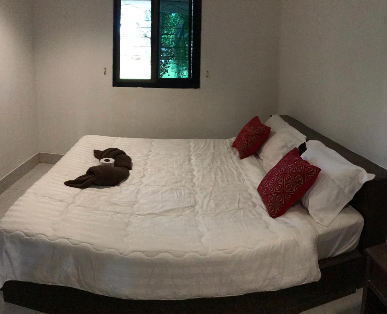 Lanta School Beach Resort Ko Lanta Exterior foto
