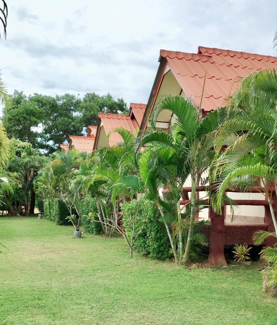 Lanta School Beach Resort Ko Lanta Exterior foto