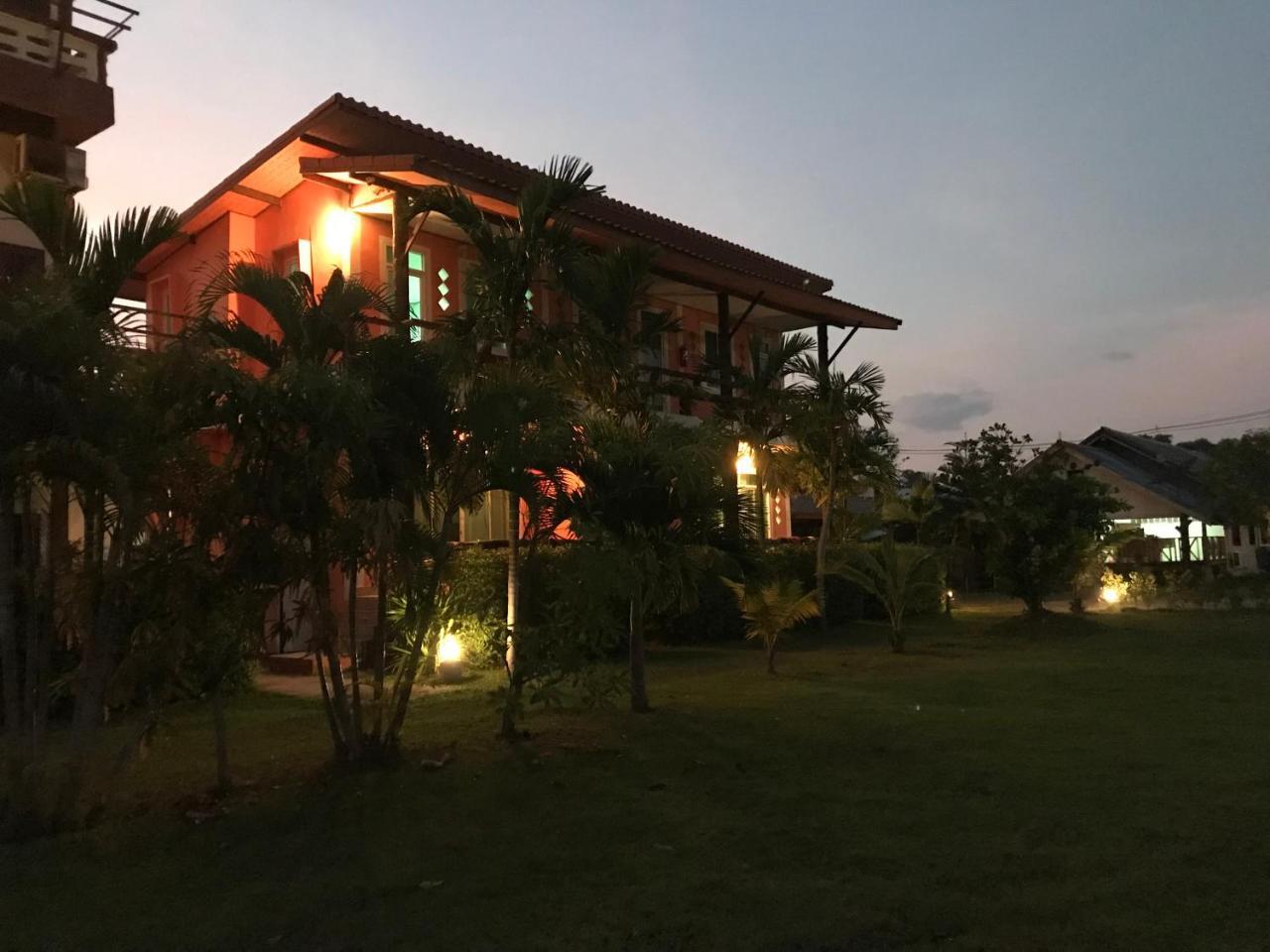 Lanta School Beach Resort Ko Lanta Exterior foto