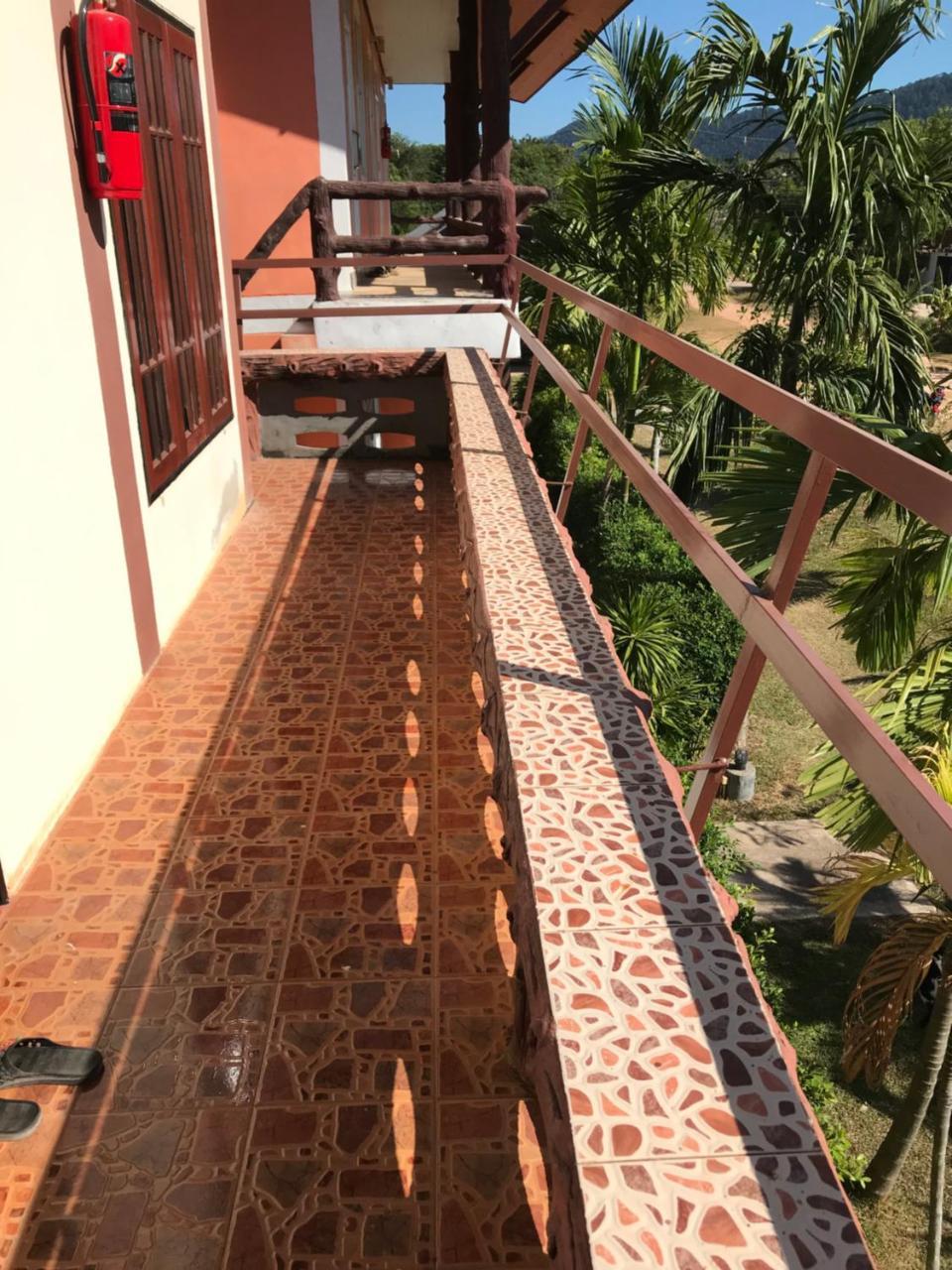 Lanta School Beach Resort Ko Lanta Exterior foto